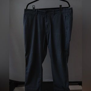 Buck Mason Carry On Pant in Navy 36x34